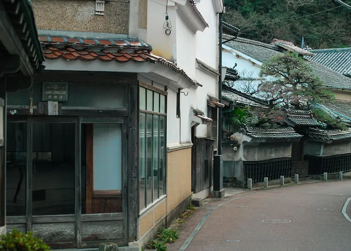 Hisom